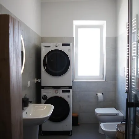 2 Relax - Seaside, 4 Beds & Free Parking Apartment *